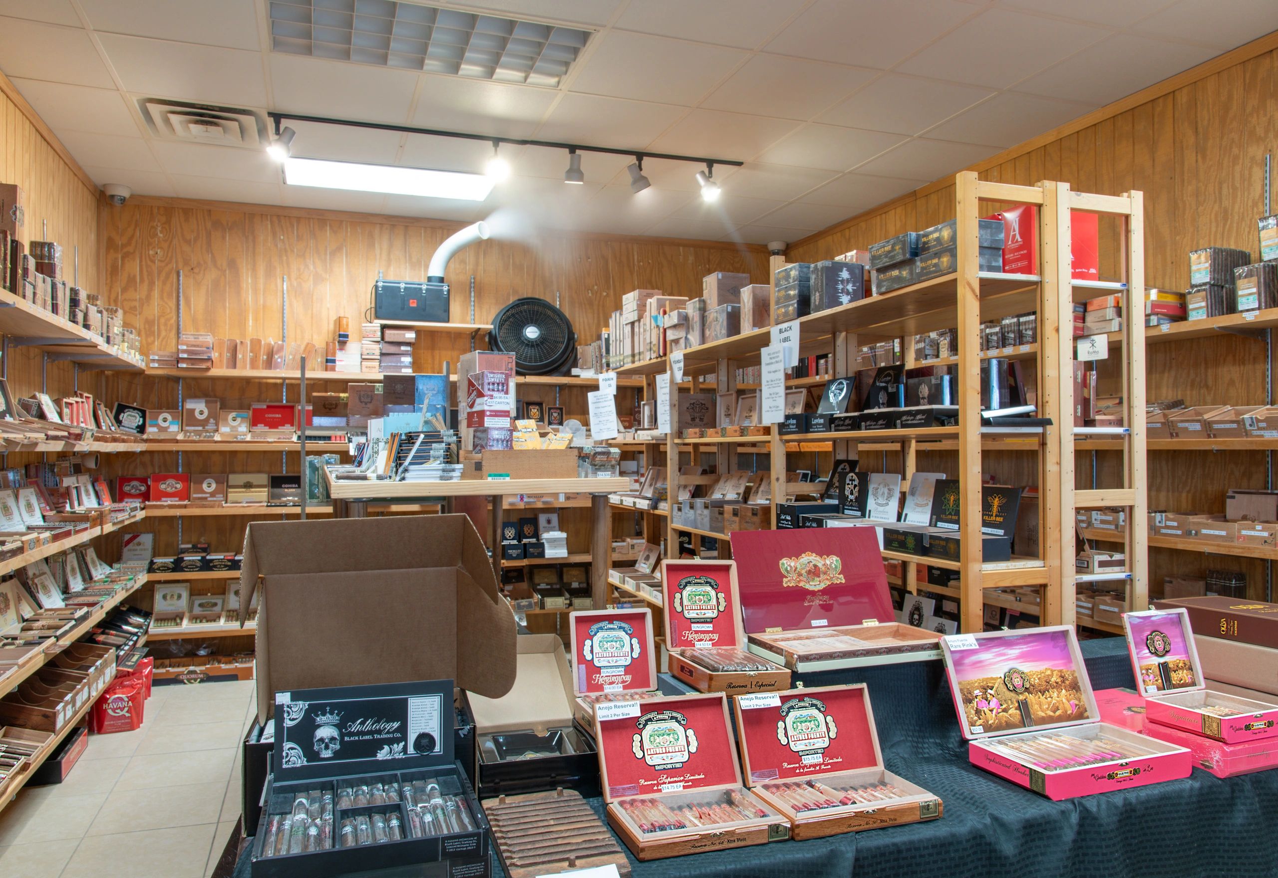 Stag Tobacconist & Cigar Lounge logo